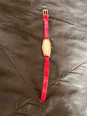 Women’s DKNY Wristwatch pink leather rarely used